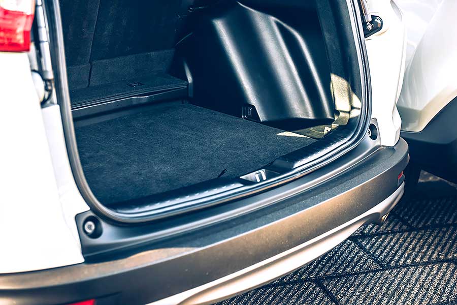 RAV4一直以來都是平價SUV的代名詞，不過CR-V同樣不是省油的燈。