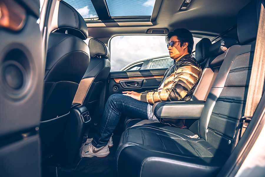 RAV4一直以來都是平價SUV的代名詞，不過CR-V同樣不是省油的燈。