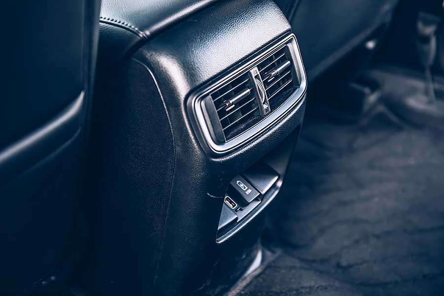 RAV4一直以來都是平價SUV的代名詞，不過CR-V同樣不是省油的燈。