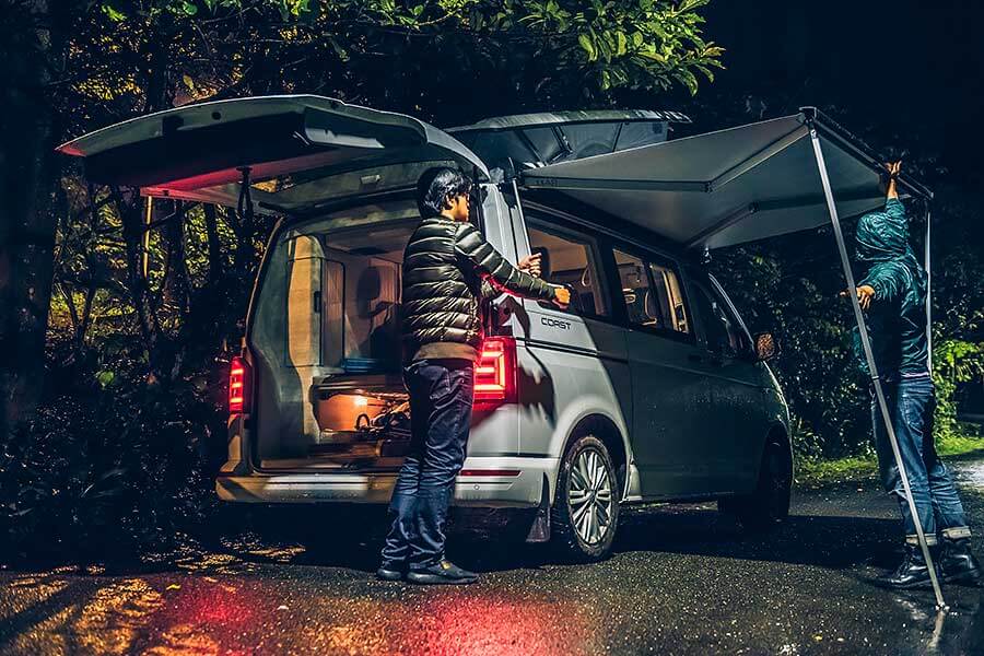 用Volkswagen California Coast體驗來感受露營車的美好，這三人行到底行不行？