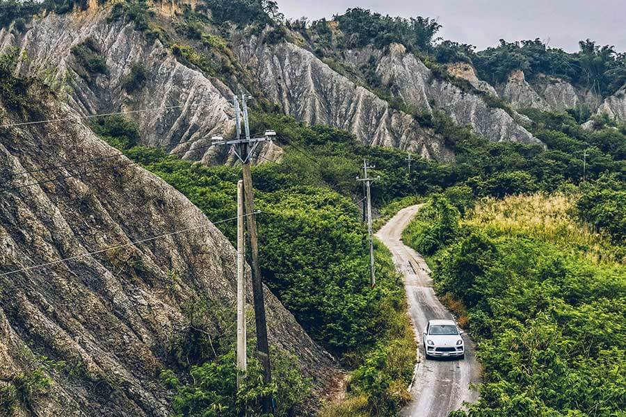 Macan有點像煮咖哩,剛起鍋味道鮮嗆,再燉煮一番後更顯濃郁深沉。