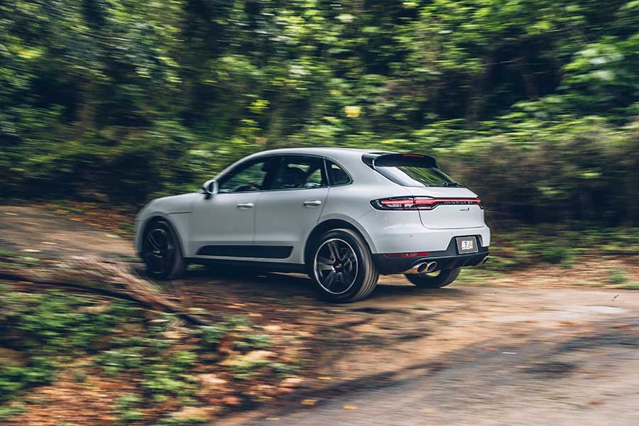 Macan有點像煮咖哩,剛起鍋味道鮮嗆,再燉煮一番後更顯濃郁深沉。