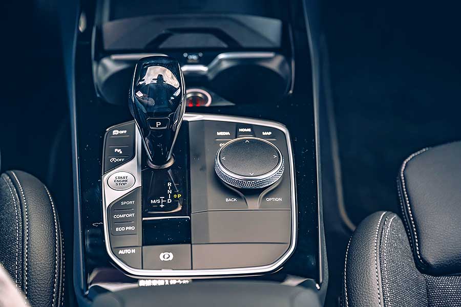 換上獨立懸吊的Ford Focus ST-Line Lommel，加上褪去M Performence光環的BMW 118i，以及少了鋼鐵人裝掩護的Hyundai Kona，一場只限定小排量引擎車款參加的激鬥正式火熱開打！