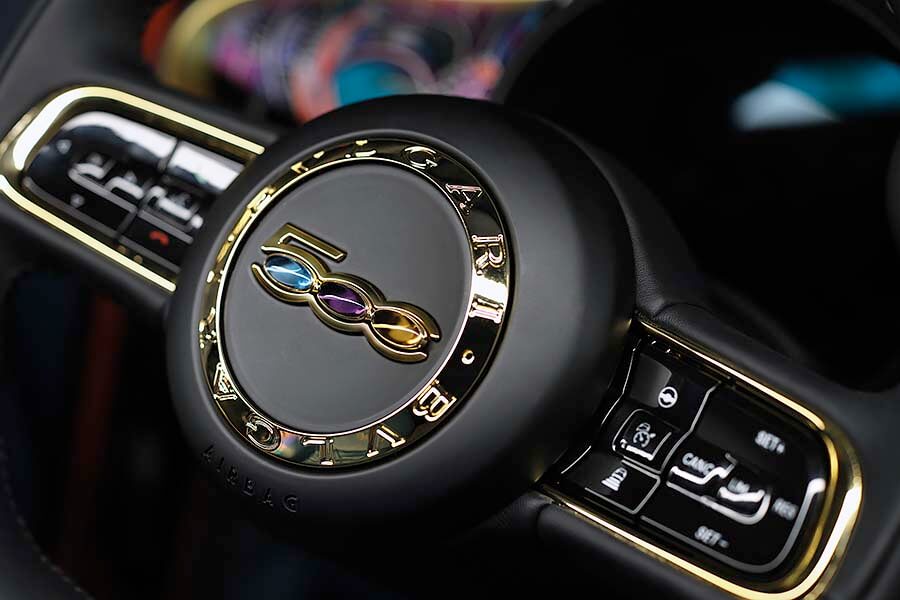 500BVLGARI-7 飛雅特和寶格麗合作推出世上僅此一部的Fiat 500 Bvlgari