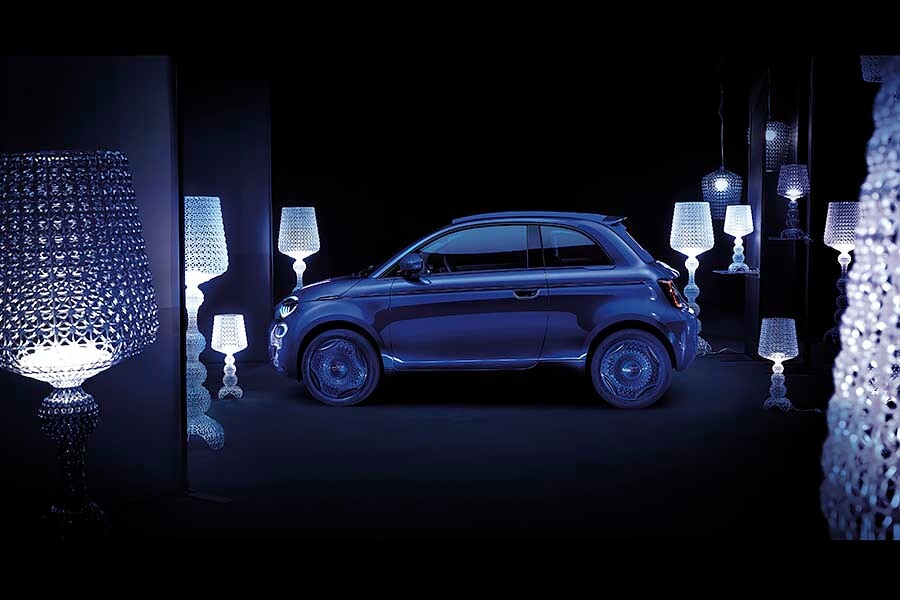 500KARTELL-2 飛雅特和卡特爾合作推出世上僅此一部的Fiat 500 Kartell