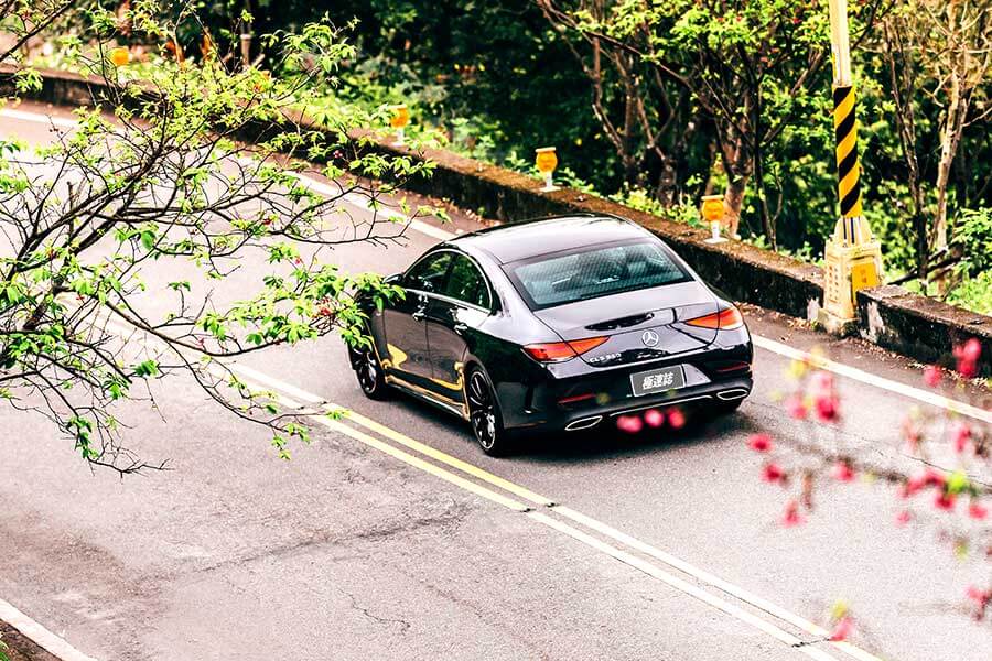 從耀眼新星轉型為角色球員，但Mercedes-Benz CLS依舊是三芒星家族不可或缺的一員。