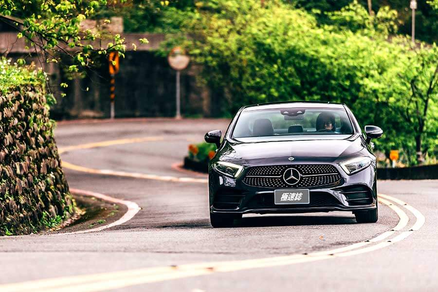 從耀眼新星轉型為角色球員，但Mercedes-Benz CLS依舊是三芒星家族不可或缺的一員。