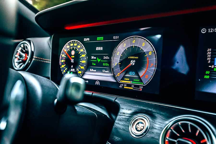 從耀眼新星轉型為角色球員，但Mercedes-Benz CLS依舊是三芒星家族不可或缺的一員。