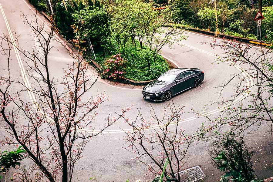 從耀眼新星轉型為角色球員，但Mercedes-Benz CLS依舊是三芒星家族不可或缺的一員。