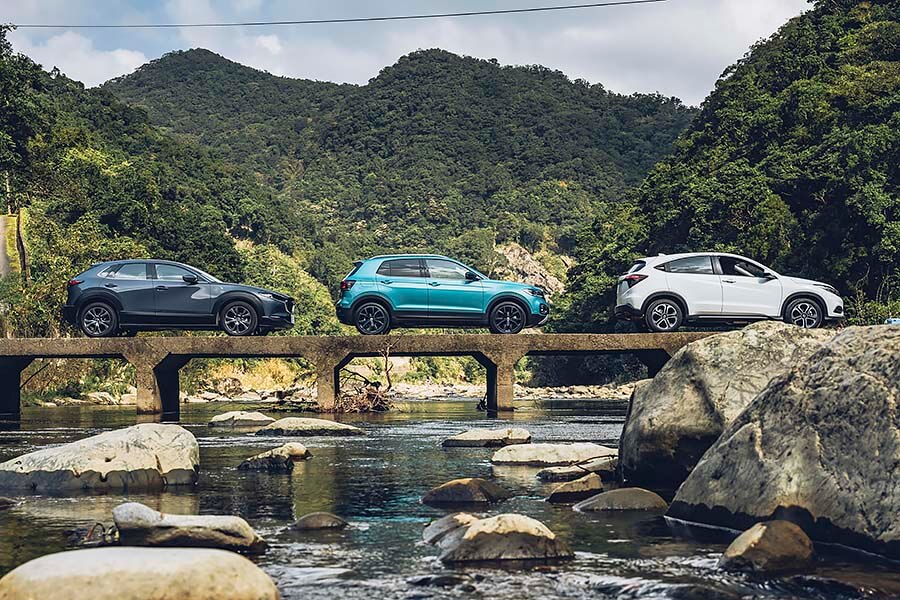 國產進口新舊三款跨界休旅Volkswagen T-Cross vs. Mazda CX-30 vs. Honda HR-V