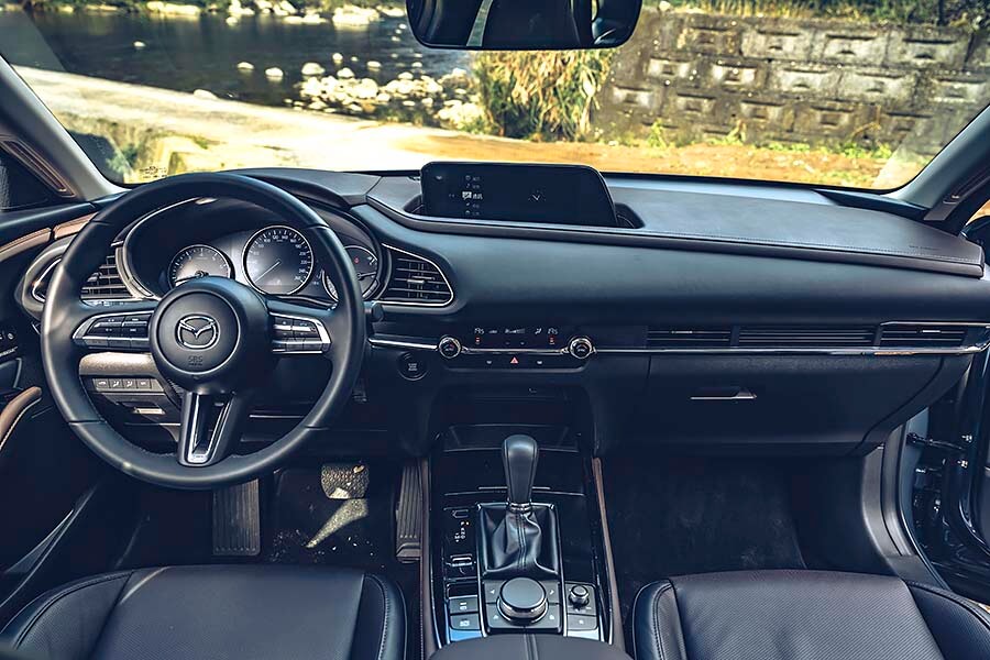 國產進口新舊三款跨界休旅Volkswagen T-Cross vs. Mazda CX-30 vs. Honda HR-V