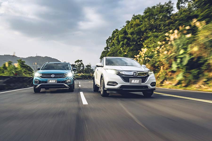 國產進口新舊三款跨界休旅Volkswagen T-Cross vs. Mazda CX-30 vs. Honda HR-V