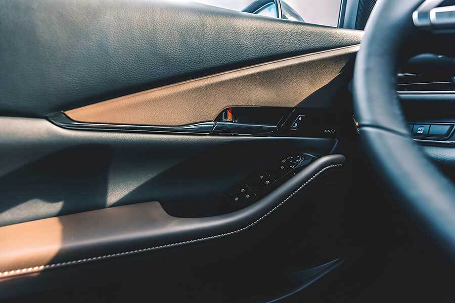 運用刪去法邏輯進行篩選，那麼Mazda CX-30便是展間裡最好的選擇。