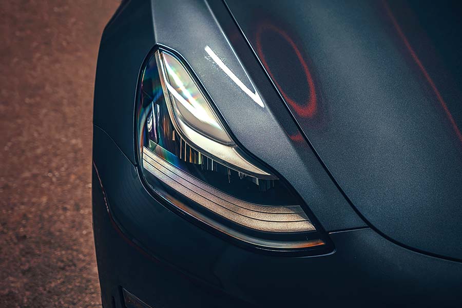 TG 24 Hours Mercedes-AMG A 45 S 4MATIC+ vs. Tesla Model 3 Performance