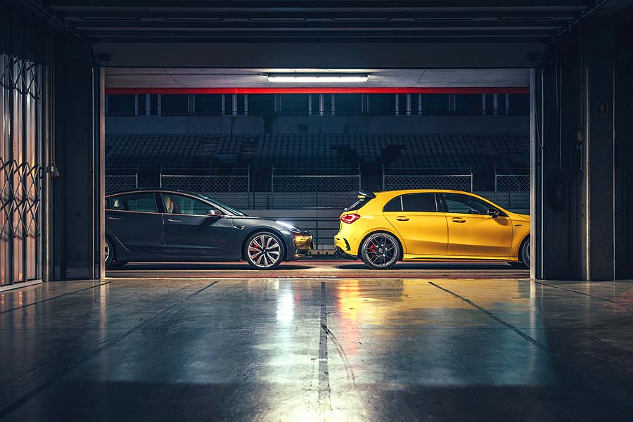 TG 24 Hours Mercedes-AMG A 45 S 4MATIC+ vs. Tesla Model 3 Performance