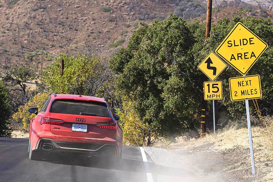 高性能、實用性和冬夏運動共冶一爐,Audi RS6 Avant就是有本事一天之內全部辦妥。