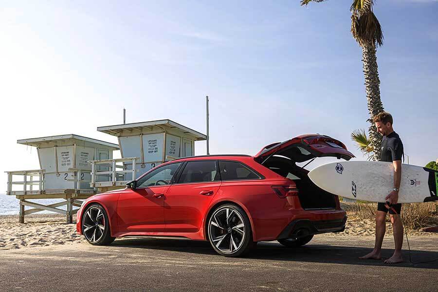 高性能、實用性和冬夏運動共冶一爐,Audi RS6 Avant就是有本事一天之內全部辦妥。