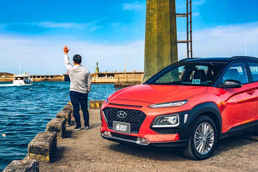 換上獨立懸吊的Ford Focus ST-Line Lommel，加上褪去M Performence光環的BMW 118i，以及少了鋼鐵人裝掩護的Hyundai Kona，一場只限定小排量引擎車款參加的激鬥正式火熱開打！