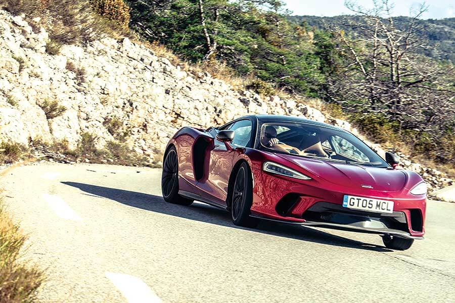 Bentley Continental、McLaren GT與Polestar 1,從尼斯鬥到上山。