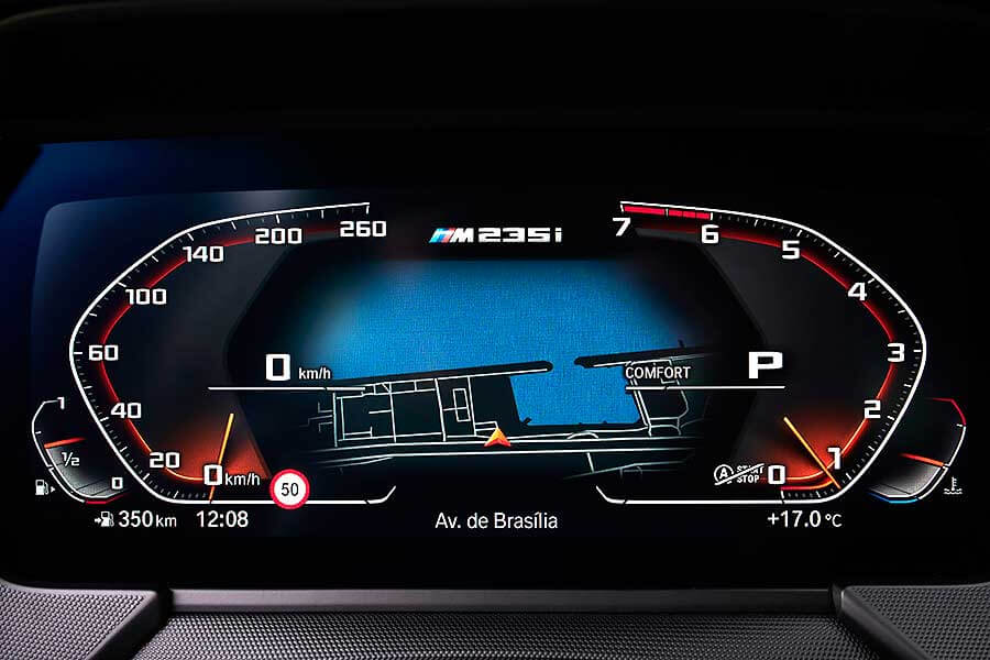 看BMW M235i xDrive Gran Coupe那深邃雙眸與曼妙身材，加上開朗又直爽的性格及豐富內涵，少有人不會一眼就愛上它。