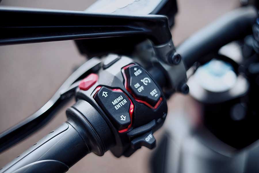 Ducati Diavel 1260 S就像降世的路西法,引誘著我們內心最深處的慾望及激情一觸即發。