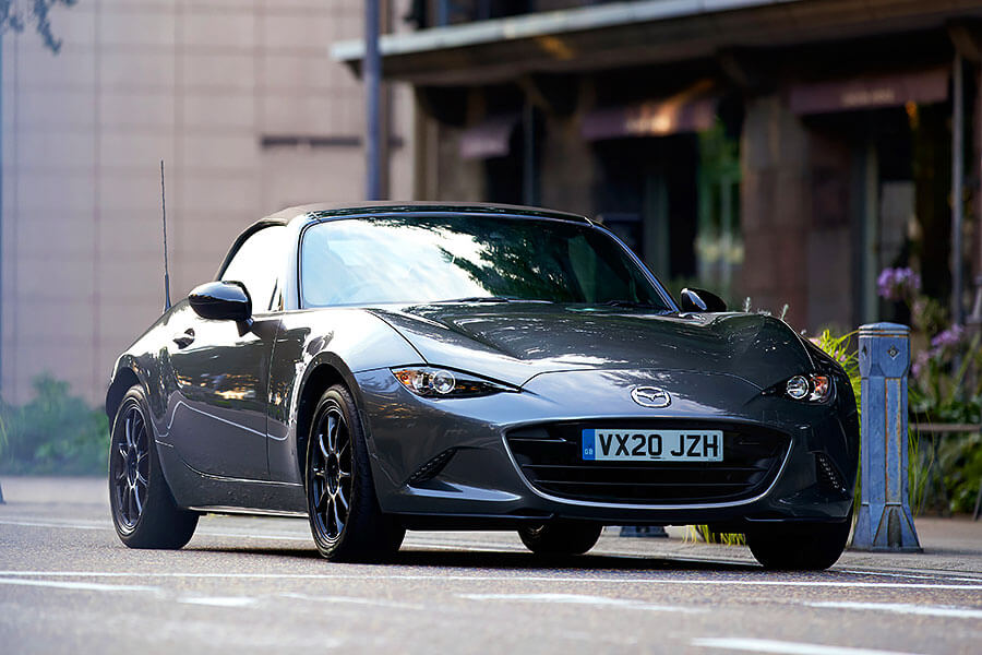 居家隔離不得出門,只好上網買部Mazda MX-5 R-Sport Special Edition解解悶。