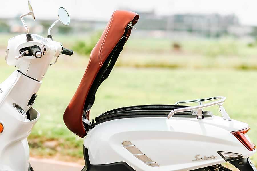 saluto-14 初遇Saluto就像品嚐一杯三合一即溶咖啡,待一段時間後卻迸發出了義式濃縮特有的甘醇韻味。