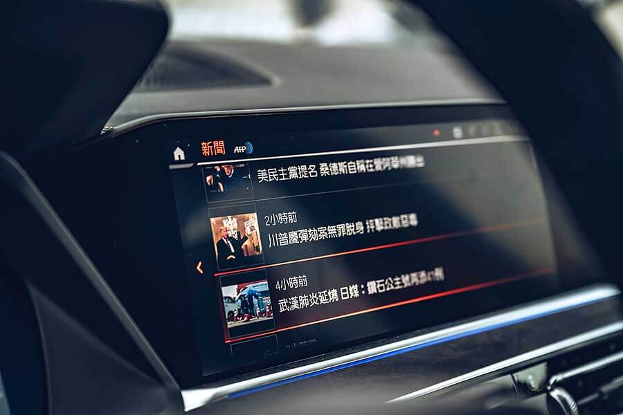 告別寒冷的冬天，現在TG開著BMW X5、Volvo V90 Cross Country和Kia Grand Carnival三輛大車帶大家走走健康行程。