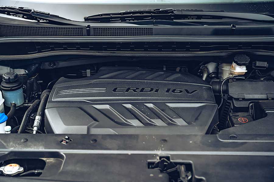 告別寒冷的冬天，現在TG開著BMW X5、Volvo V90 Cross Country和Kia Grand Carnival三輛大車帶大家走走健康行程。