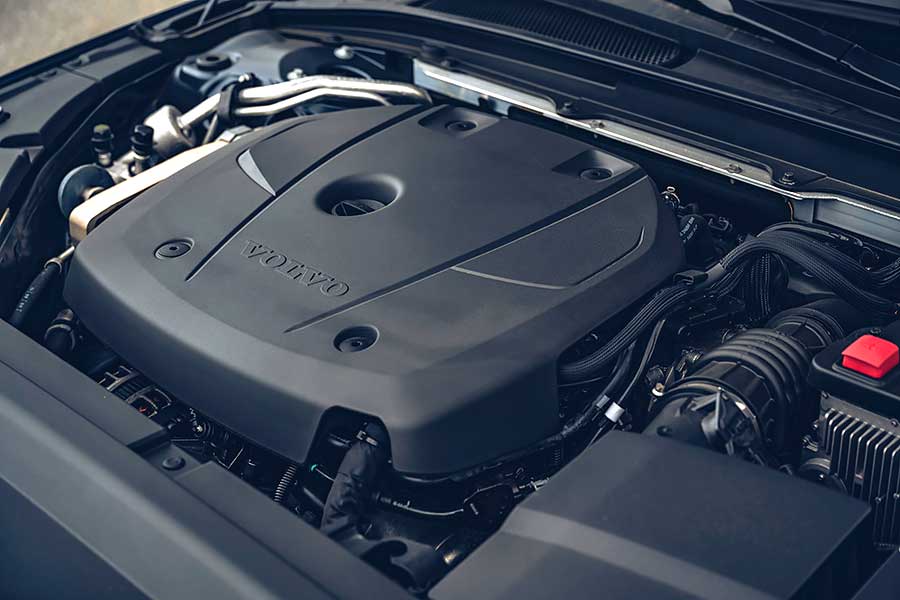 告別寒冷的冬天，現在TG開著BMW X5、Volvo V90 Cross Country和Kia Grand Carnival三輛大車帶大家走走健康行程。