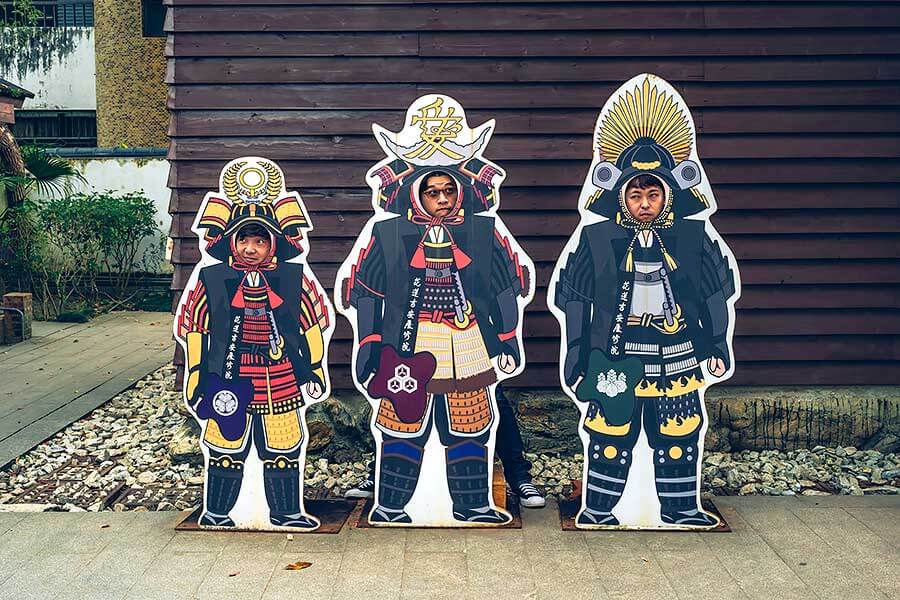 告別寒冷的冬天，現在TG開著BMW X5、Volvo V90 Cross Country和Kia Grand Carnival三輛大車帶大家走走健康行程。