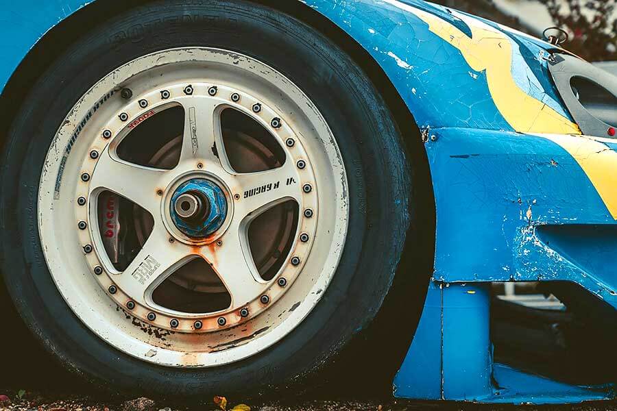 深深一鞠躬,我們在日本某個角落找到傳奇真織的安息地。