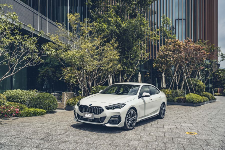 BMW 218i M Sport (1)