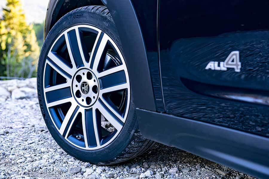 countryman-16 土裡土氣的鄉巴佬?人家Countryman早就晉身時尚科技新貴了!