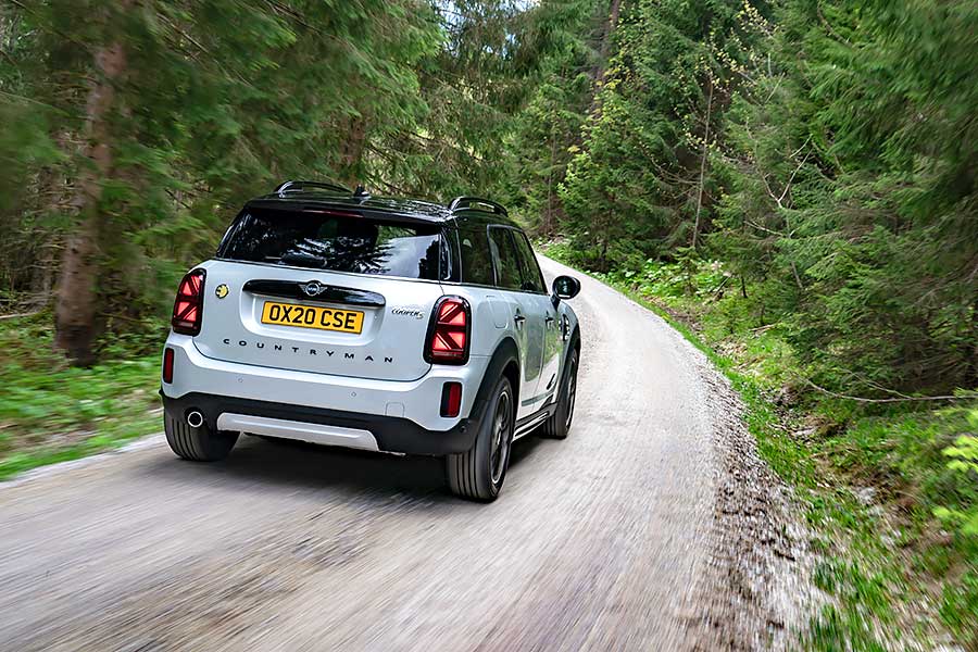 countryman-54 土裡土氣的鄉巴佬?人家Countryman早就晉身時尚科技新貴了!