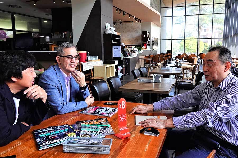 時間也許會帶走一切,我們能做的就是努力找回過去那值得驕傲的一點一滴…..。