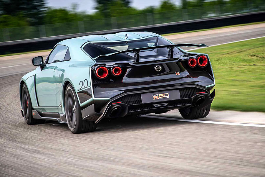 凡人的願望都會改變,更別說是歷經兩年等待的混血戰神。