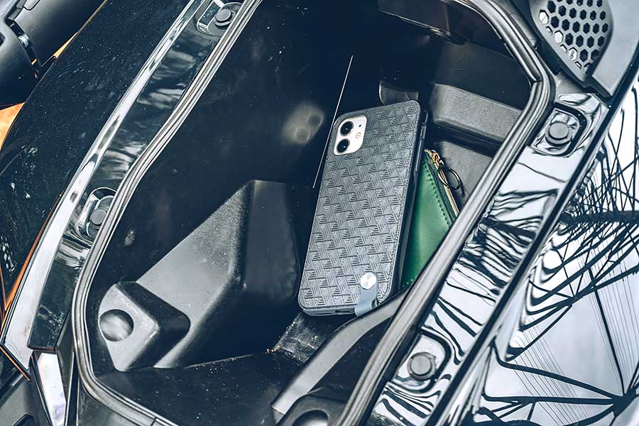 ryker-10 想要高調嘛?那你真的不能錯過Can-Am Ryker 900這輛擁有千萬跑車吸晴程度的三輪車。