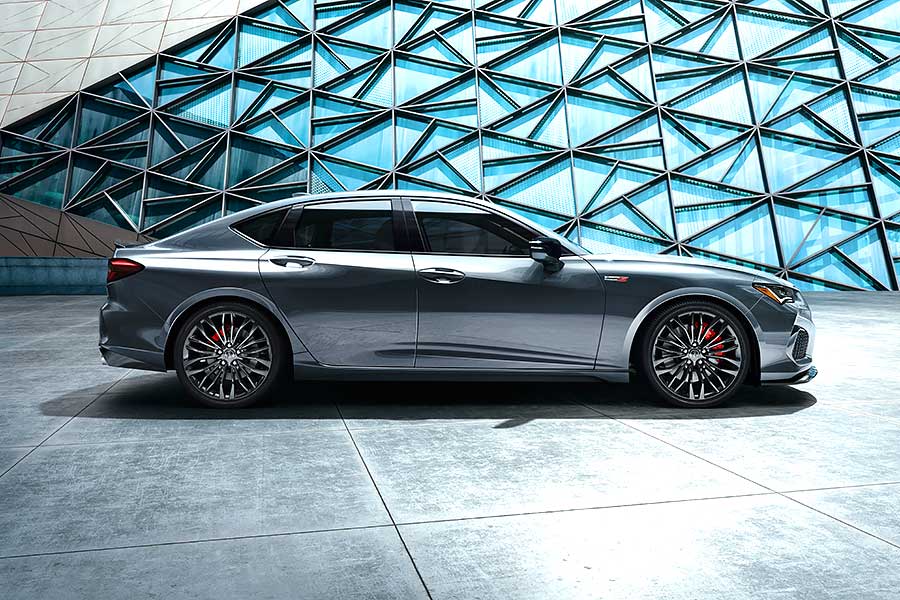 不再冷飯熱炒,2021 Acura TLX要放膽走自己的路。