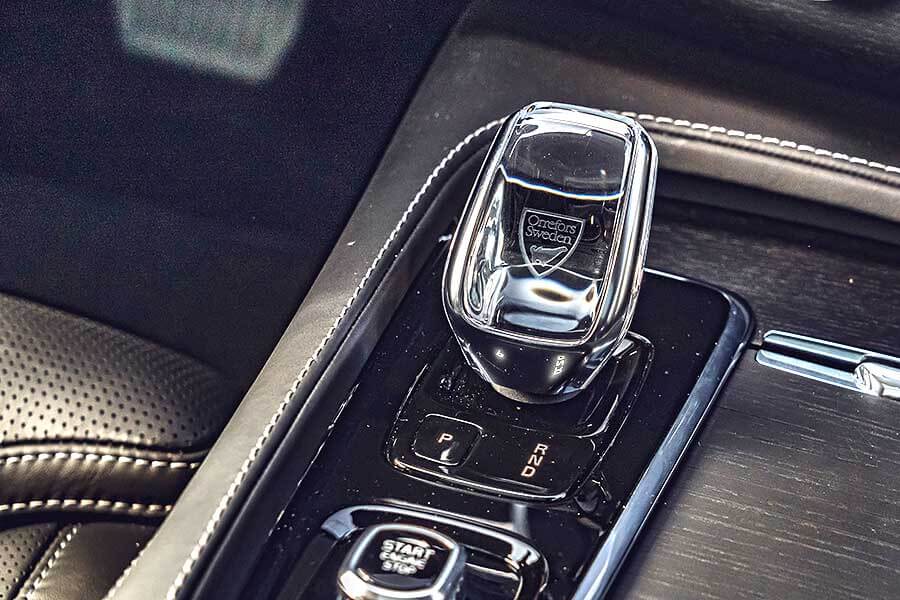 xc90t8-14 能文能武的Volvo XC90 T8雖不善於山道逞兇鬥狠,但惹上此物恐怕也難以討出魔掌。