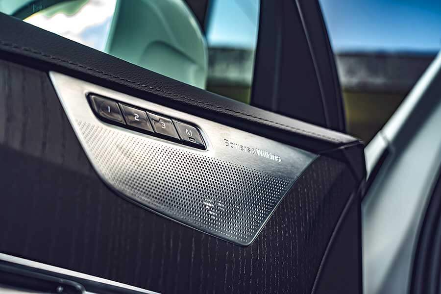 xc90t8-9 能文能武的Volvo XC90 T8雖不善於山道逞兇鬥狠,但惹上此物恐怕也難以討出魔掌。