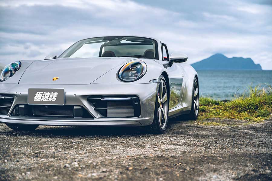 911cabriolet-2 今天,就開著到Porsche 911 Carrera S Cabriolet處逛逛吧。
