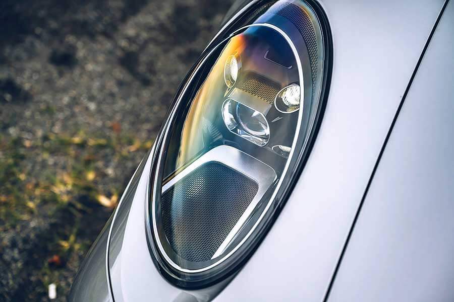 911cabriolet-3 今天,就開著到Porsche 911 Carrera S Cabriolet處逛逛吧。