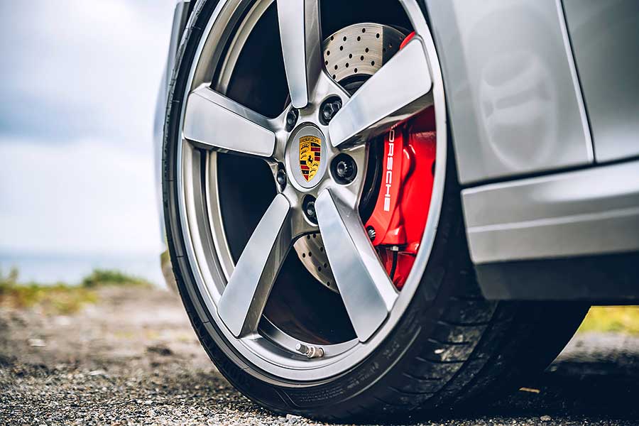 911cabriolet-6 今天,就開著到Porsche 911 Carrera S Cabriolet處逛逛吧。