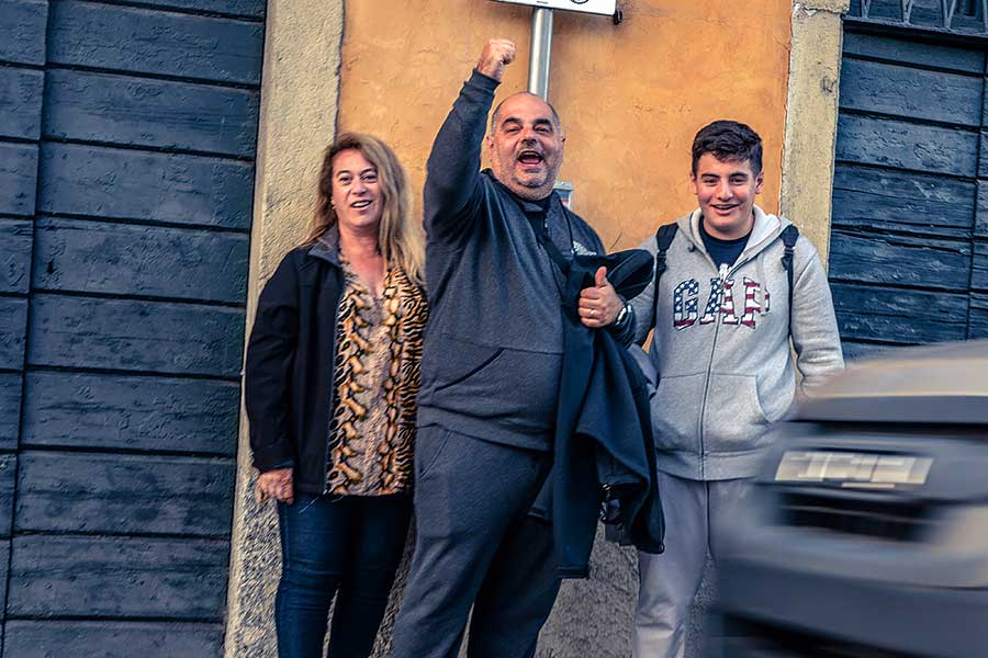 當藍寶送上門拜託你駕駛他們的Aventador絕響去英國,你當然會選一條漫長歸途。