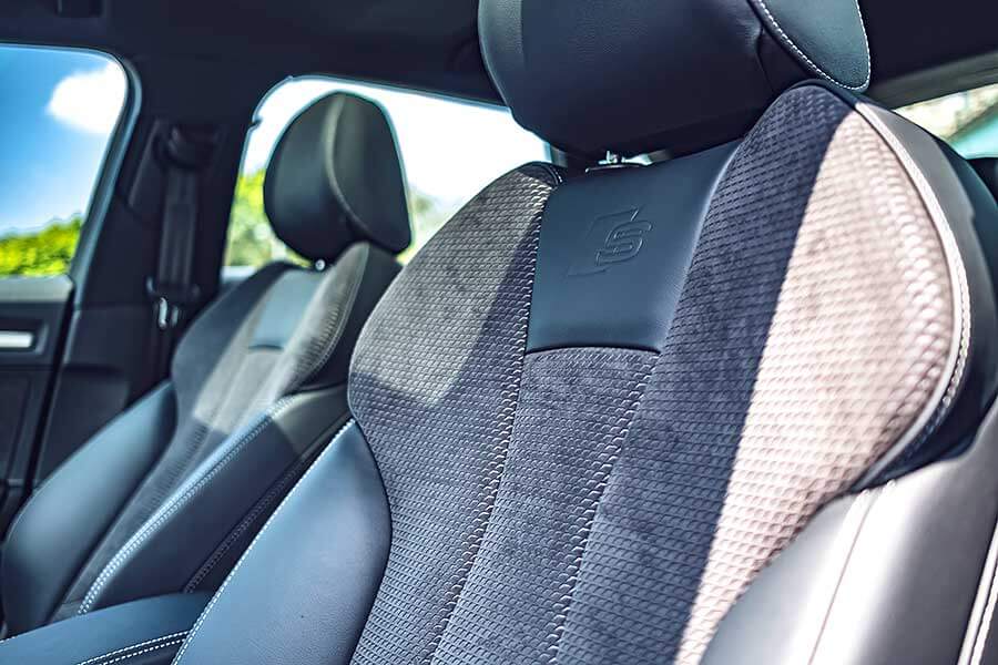 時至今日，四缸渦輪、四輪驅動，300匹、250萬已成固定菜式，端看各家調味與掌杓火候。