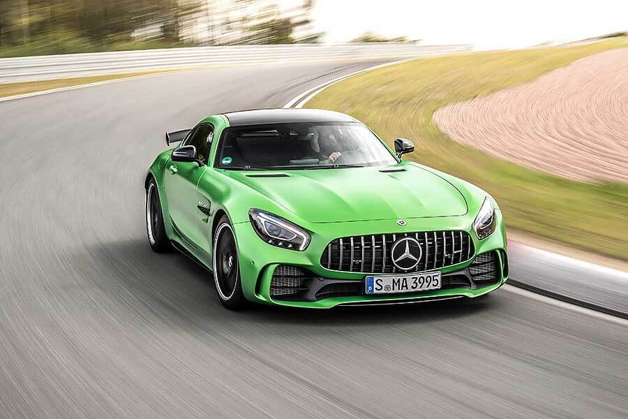 有了養眼大鼻頭，帥氣程度先加十分。