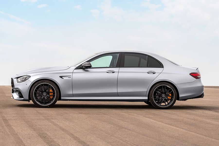 就是要大鳴大放，太收斂就不叫AMG了。