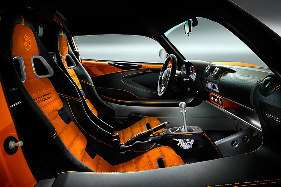 exigesport410-4 經歷三個成長階段(世代),EXIGE竟然默默二十歲了。