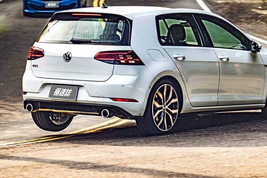 Golf GTI依舊保有王者風範，怪只怪在新進Focus ST太強，該呼叫八代目GTI了嗎？